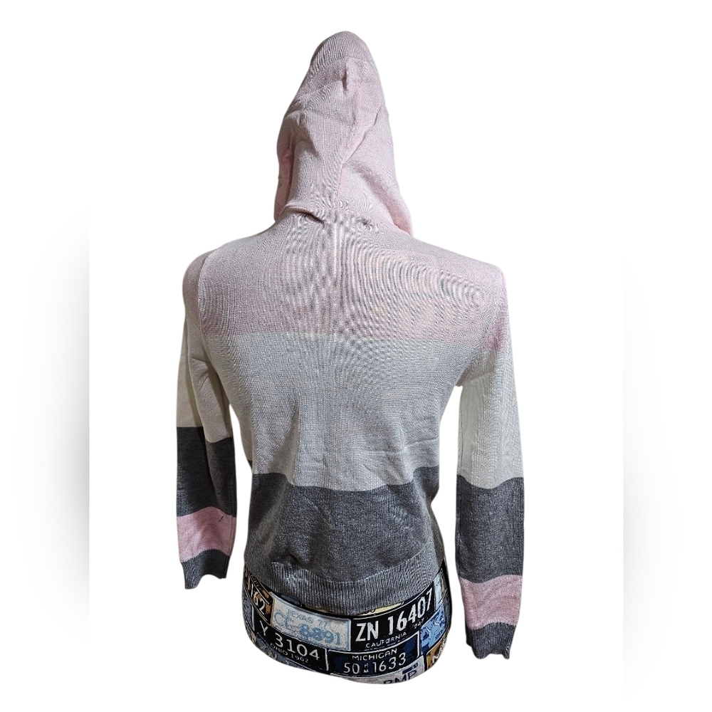 NEW Love Ellie Colorblock Hooded Knit Sweater Medium Pink Gray White - Picture 2 of 8